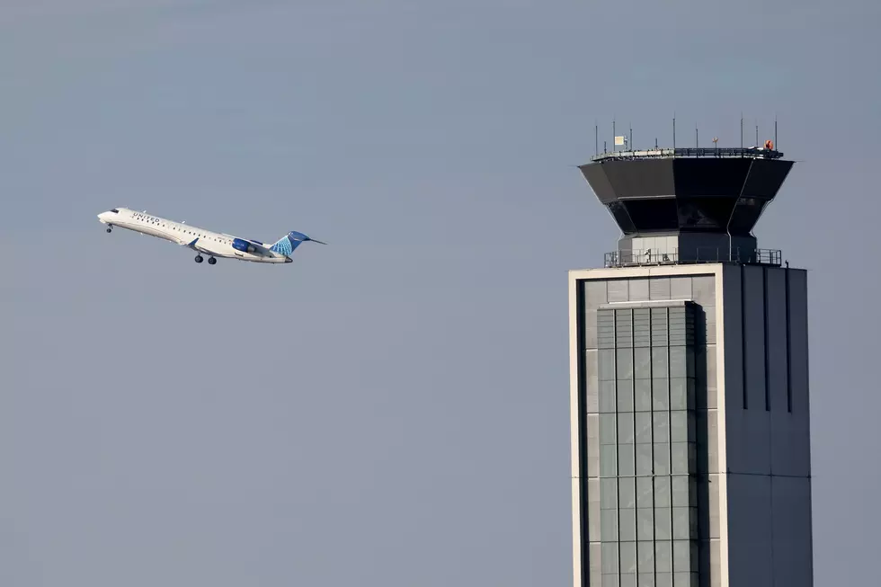 Red-Eyed Chicago Mothman Spotted Again at O’Hare Airport
